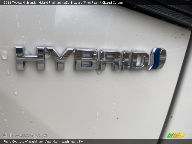 Blizzard White Pearl / Glazed Caramel 2021 Toyota Highlander Hybrid Platinum AWD