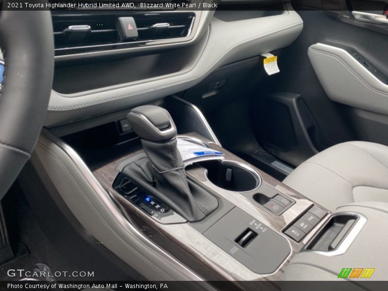 Blizzard White Pearl / Black 2021 Toyota Highlander Hybrid Limited AWD