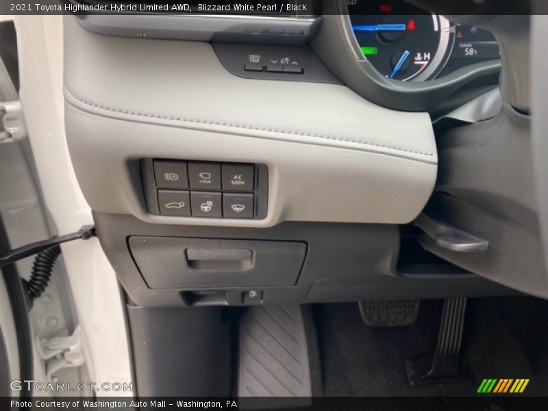 Blizzard White Pearl / Black 2021 Toyota Highlander Hybrid Limited AWD
