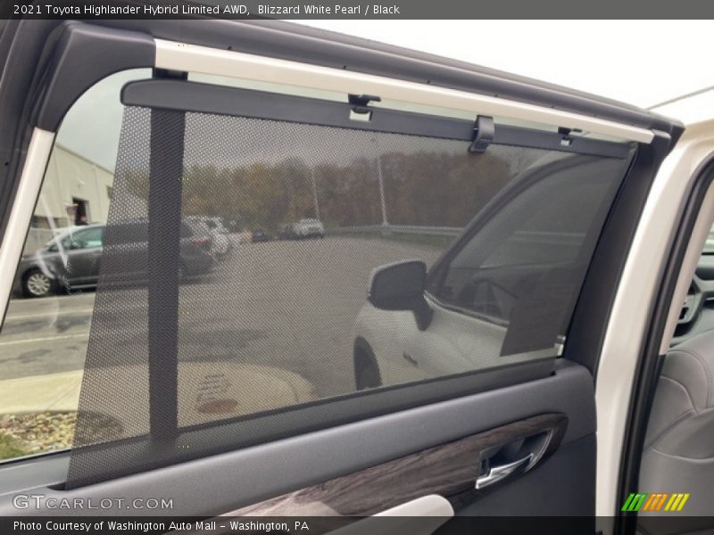 Blizzard White Pearl / Black 2021 Toyota Highlander Hybrid Limited AWD