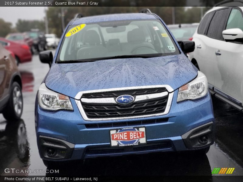 Quartz Blue Pearl / Gray 2017 Subaru Forester 2.5i
