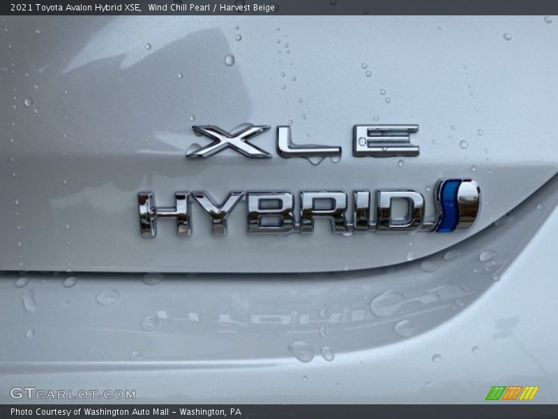  2021 Avalon Hybrid XSE Logo