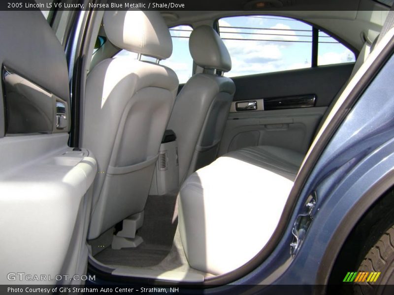 Norsea Blue Metallic / Shale/Dove 2005 Lincoln LS V6 Luxury