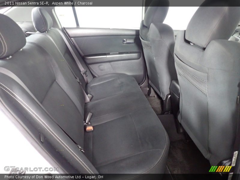 Aspen White / Charcoal 2011 Nissan Sentra SE-R