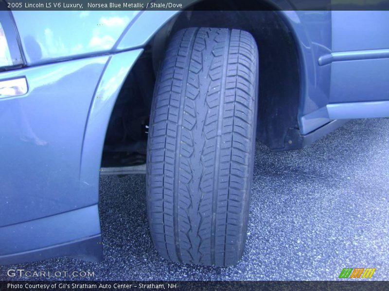 Norsea Blue Metallic / Shale/Dove 2005 Lincoln LS V6 Luxury