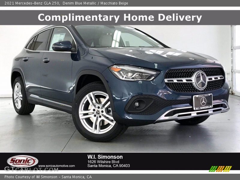 Denim Blue Metallic / Macchiato Beige 2021 Mercedes-Benz GLA 250