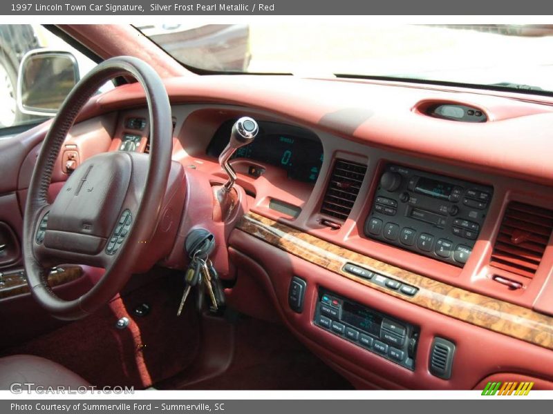 Silver Frost Pearl Metallic / Red 1997 Lincoln Town Car Signature