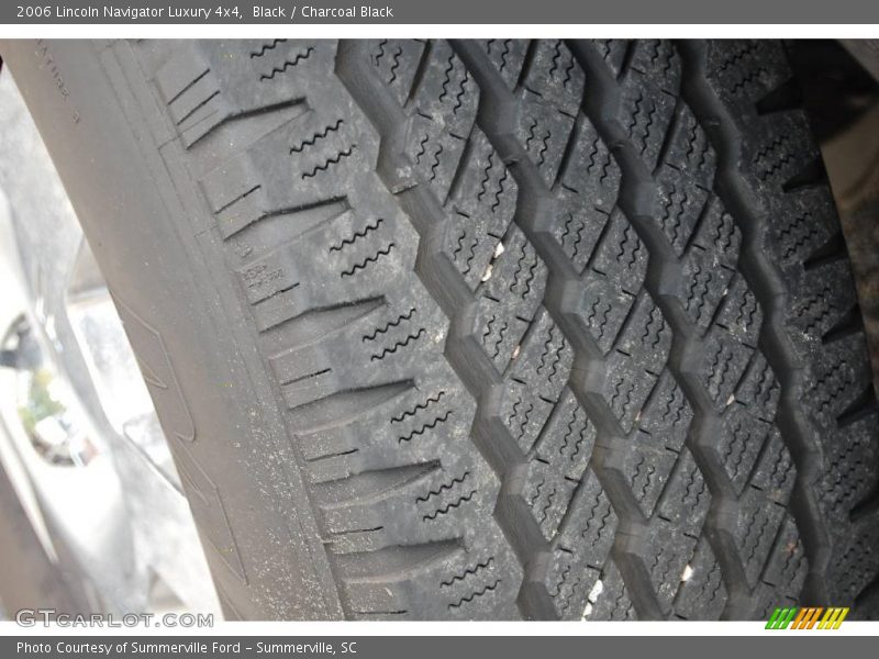Black / Charcoal Black 2006 Lincoln Navigator Luxury 4x4