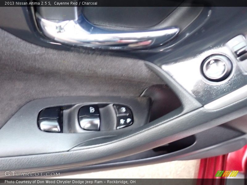 Cayenne Red / Charcoal 2013 Nissan Altima 2.5 S