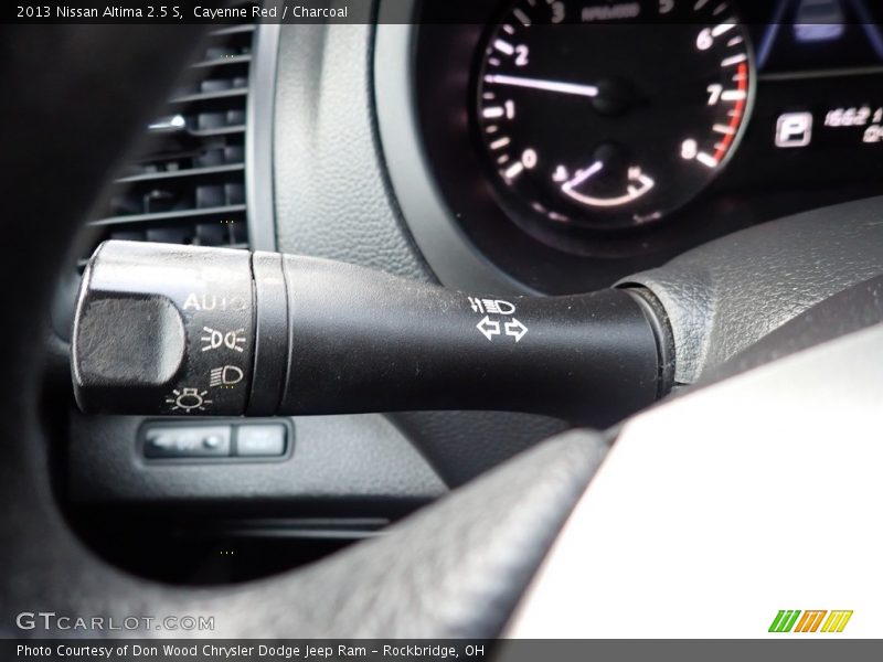 Cayenne Red / Charcoal 2013 Nissan Altima 2.5 S
