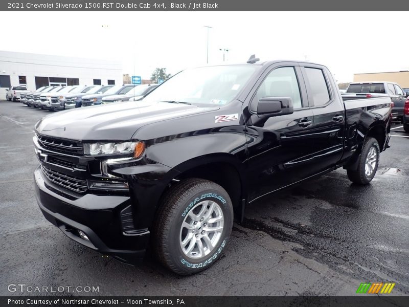 Front 3/4 View of 2021 Silverado 1500 RST Double Cab 4x4