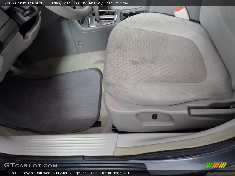 Medium Gray Metallic / Titanium Gray 2006 Chevrolet Malibu LT Sedan