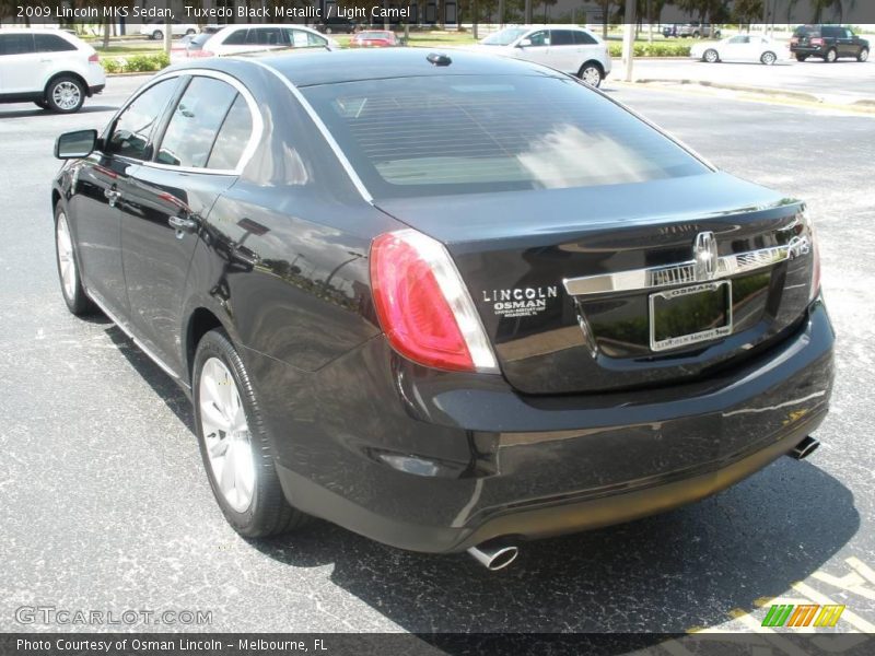 Tuxedo Black Metallic / Light Camel 2009 Lincoln MKS Sedan