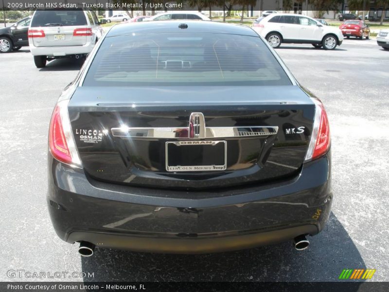 Tuxedo Black Metallic / Light Camel 2009 Lincoln MKS Sedan
