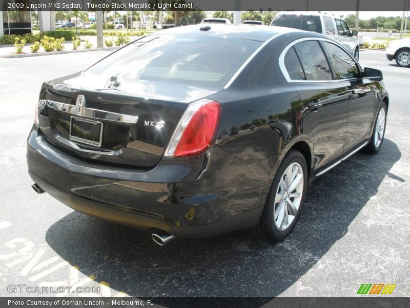 Tuxedo Black Metallic / Light Camel 2009 Lincoln MKS Sedan