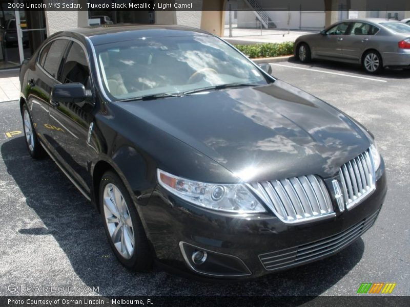 Tuxedo Black Metallic / Light Camel 2009 Lincoln MKS Sedan