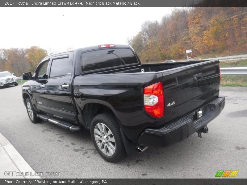 Midnight Black Metallic / Black 2017 Toyota Tundra Limited CrewMax 4x4