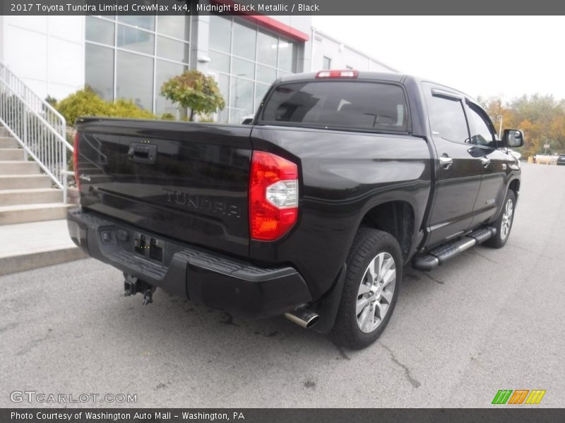 Midnight Black Metallic / Black 2017 Toyota Tundra Limited CrewMax 4x4