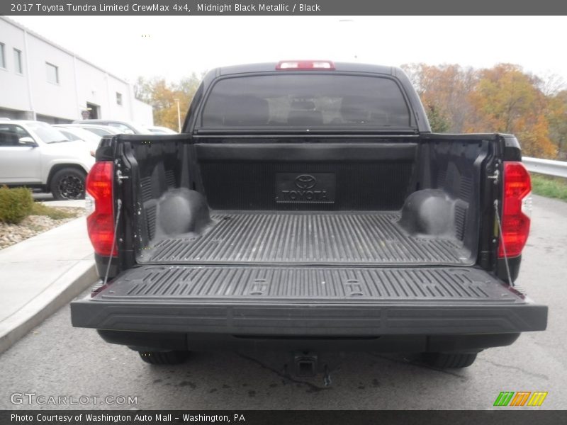Midnight Black Metallic / Black 2017 Toyota Tundra Limited CrewMax 4x4