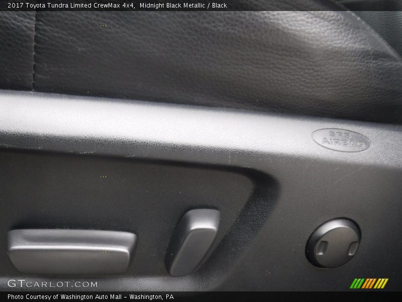 Midnight Black Metallic / Black 2017 Toyota Tundra Limited CrewMax 4x4
