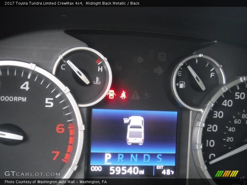 Midnight Black Metallic / Black 2017 Toyota Tundra Limited CrewMax 4x4
