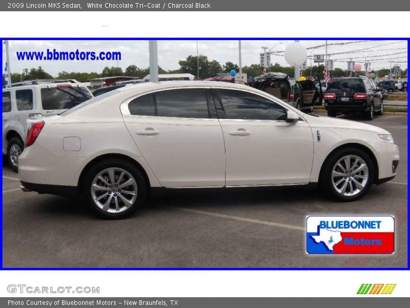 White Chocolate Tri-Coat / Charcoal Black 2009 Lincoln MKS Sedan