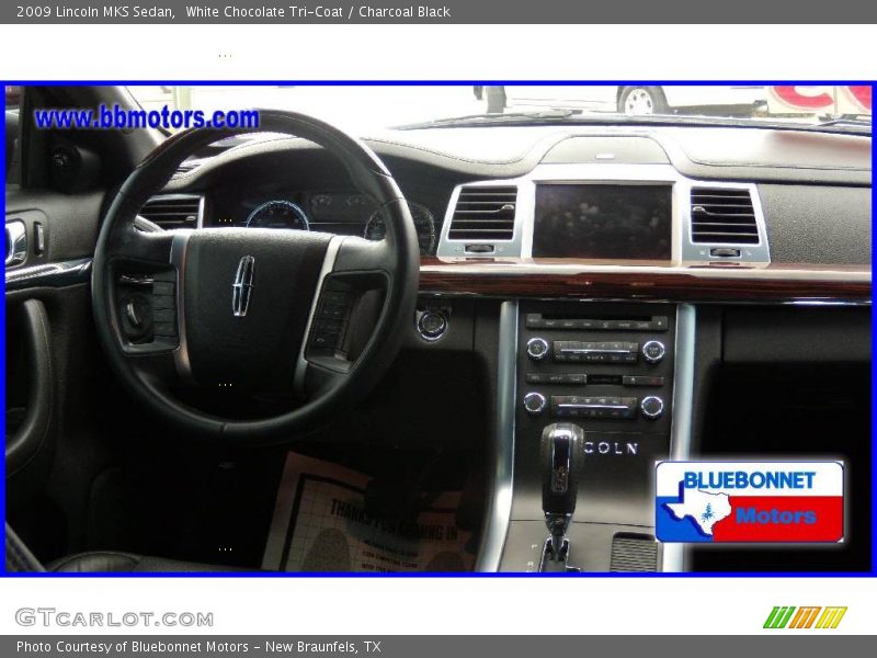 White Chocolate Tri-Coat / Charcoal Black 2009 Lincoln MKS Sedan