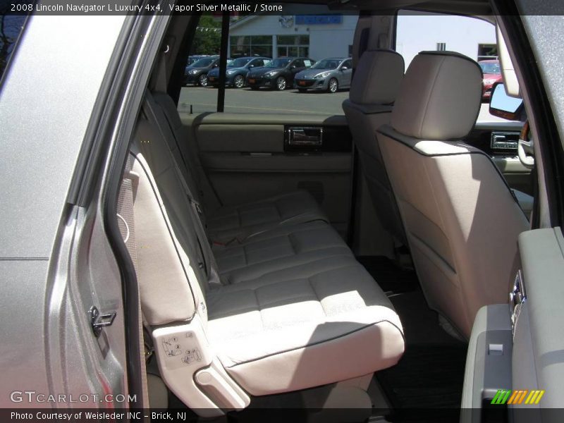 Vapor Silver Metallic / Stone 2008 Lincoln Navigator L Luxury 4x4