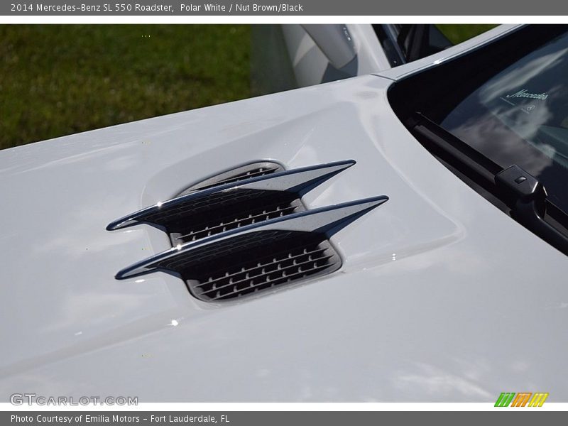 Polar White / Nut Brown/Black 2014 Mercedes-Benz SL 550 Roadster