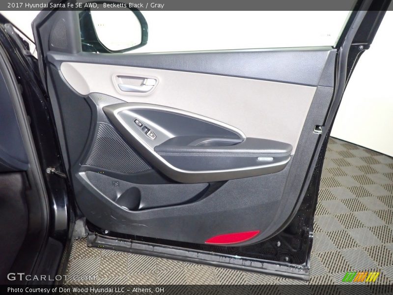 Becketts Black / Gray 2017 Hyundai Santa Fe SE AWD