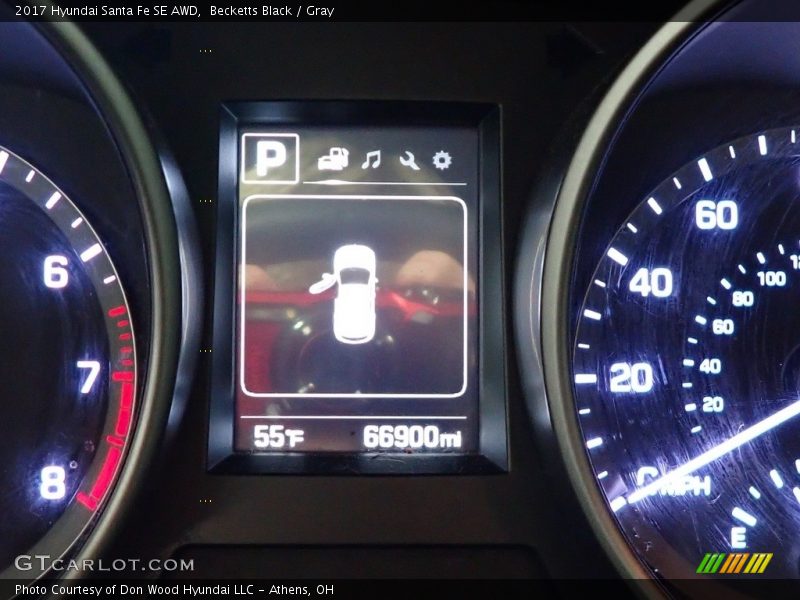 Becketts Black / Gray 2017 Hyundai Santa Fe SE AWD
