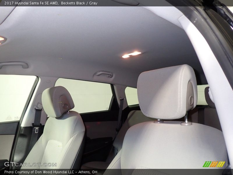Becketts Black / Gray 2017 Hyundai Santa Fe SE AWD