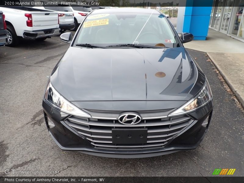 Phantom Black / Gray 2020 Hyundai Elantra Limited