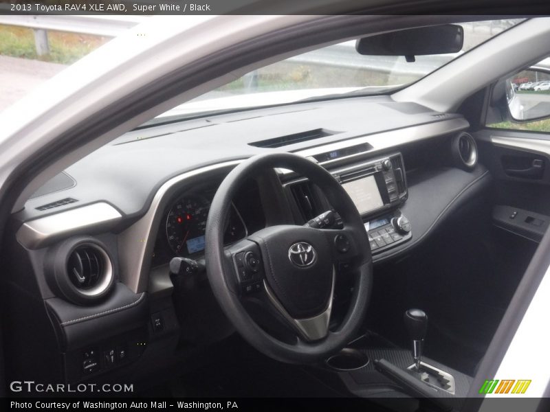 Super White / Black 2013 Toyota RAV4 XLE AWD