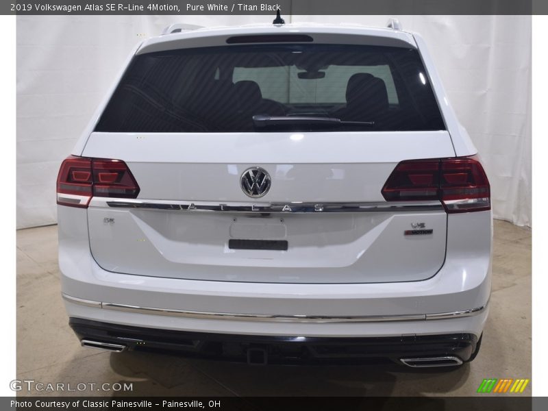 Pure White / Titan Black 2019 Volkswagen Atlas SE R-Line 4Motion