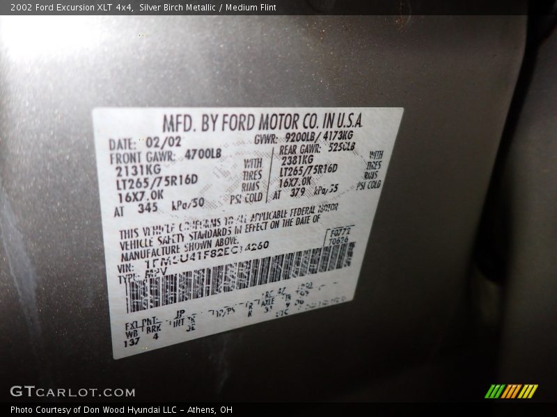2002 Excursion XLT 4x4 Silver Birch Metallic Color Code JP