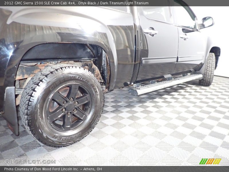 Onyx Black / Dark Titanium/Light Titanium 2012 GMC Sierra 1500 SLE Crew Cab 4x4