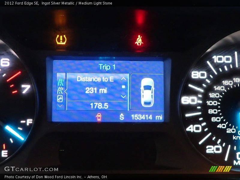 Ingot Silver Metallic / Medium Light Stone 2012 Ford Edge SE