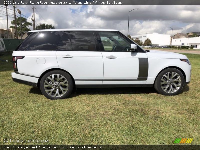  2021 Range Rover Autobiography Yulong White