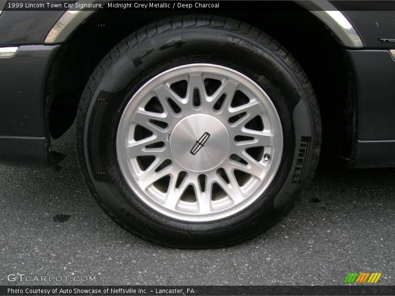 Midnight Grey Metallic / Deep Charcoal 1999 Lincoln Town Car Signature