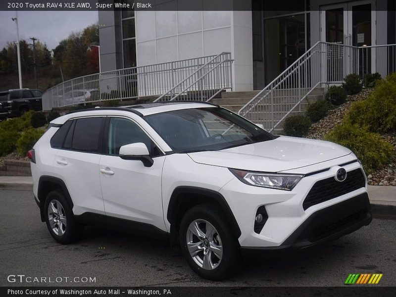 Super White / Black 2020 Toyota RAV4 XLE AWD