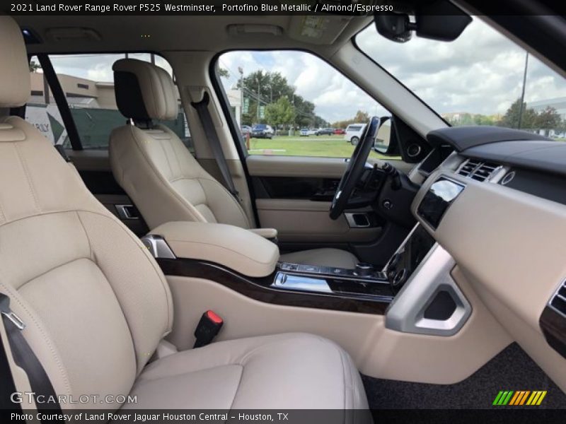 2021 Range Rover P525 Westminster Almond/Espresso Interior