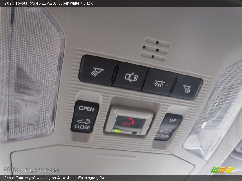 Super White / Black 2020 Toyota RAV4 XLE AWD