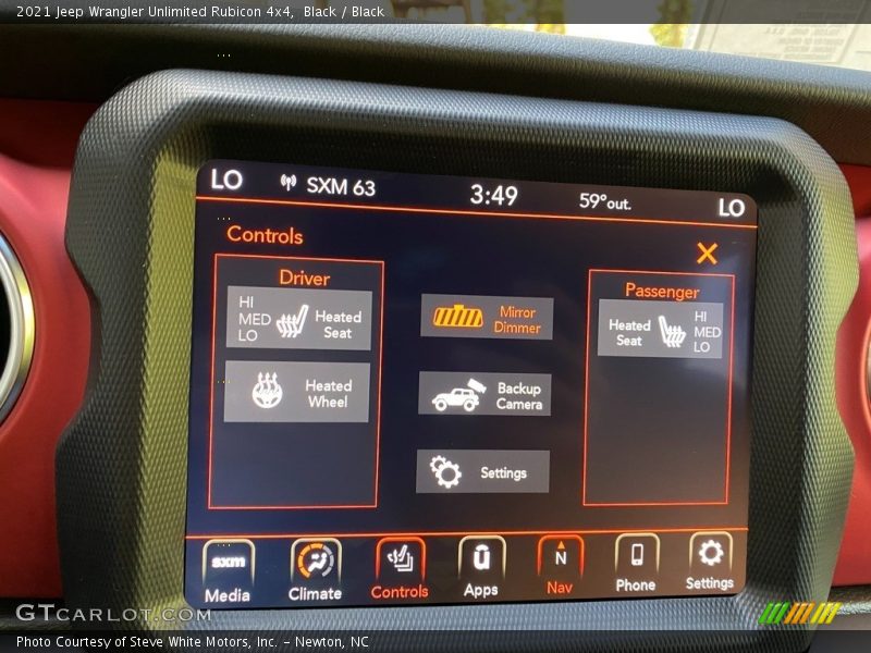 Controls of 2021 Wrangler Unlimited Rubicon 4x4