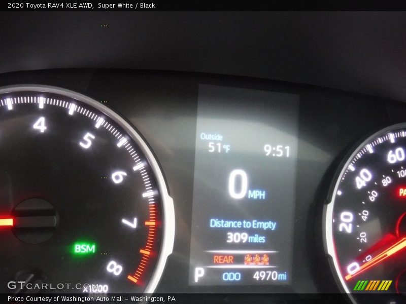 Super White / Black 2020 Toyota RAV4 XLE AWD