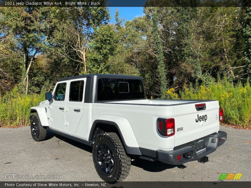 Bright White / Black 2021 Jeep Gladiator Willys 4x4