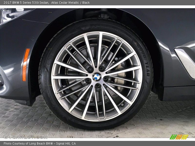 Atlas Cedar Metallic / Black 2017 BMW 5 Series 530i Sedan