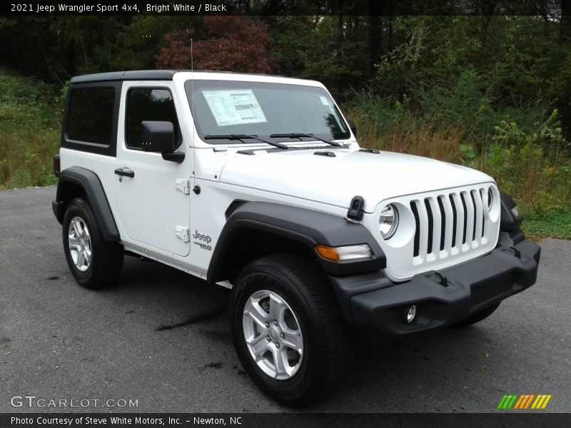 Bright White / Black 2021 Jeep Wrangler Sport 4x4