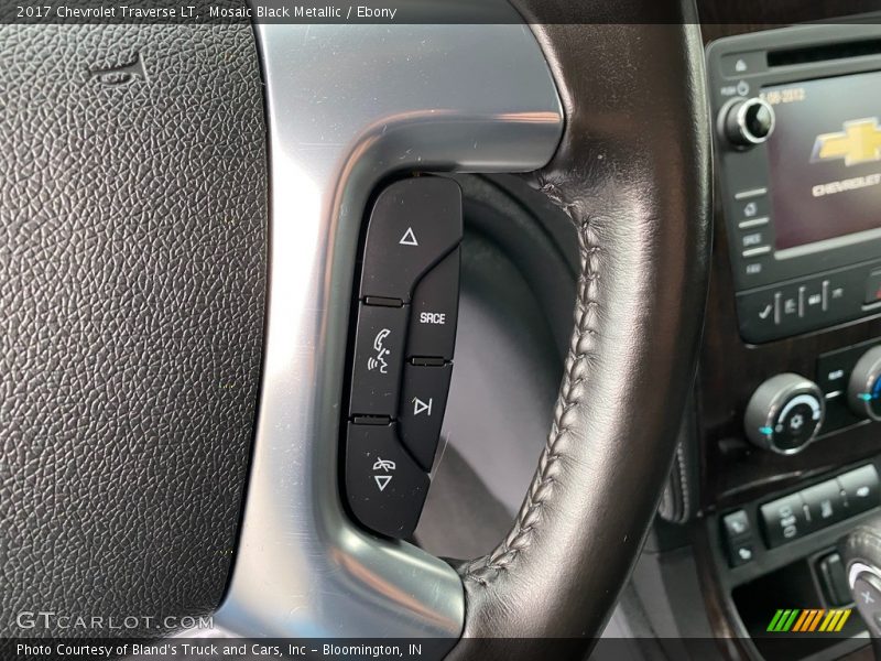 Mosaic Black Metallic / Ebony 2017 Chevrolet Traverse LT