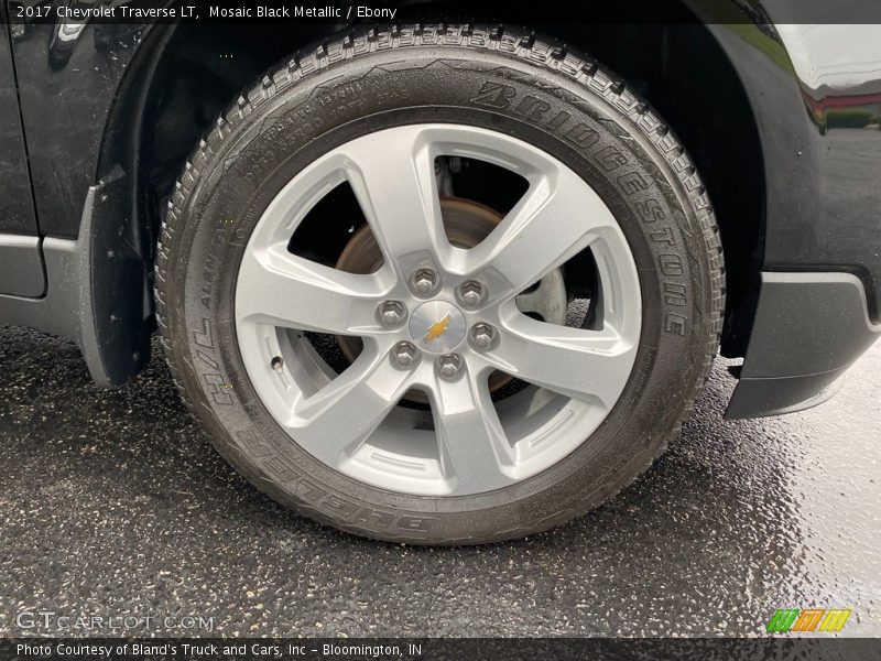 Mosaic Black Metallic / Ebony 2017 Chevrolet Traverse LT